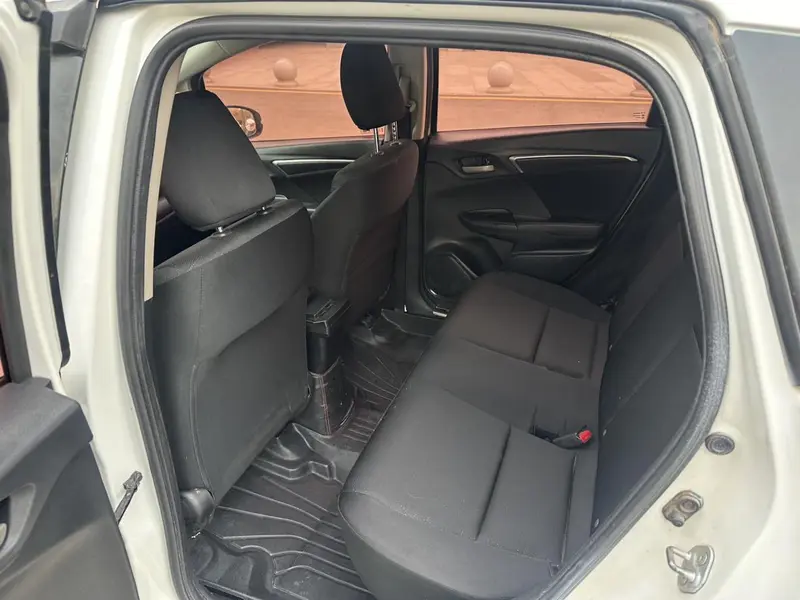 Honda Fit 1.5L SE CVT стиль — фото 9