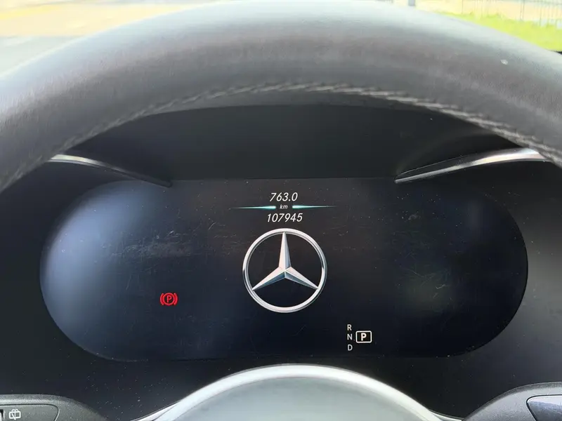 Mercedes-Benz GLC 260 L 4 MAT IC Luxury — фото 9