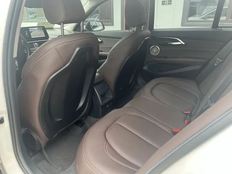 BMW 1 Series — фото 13