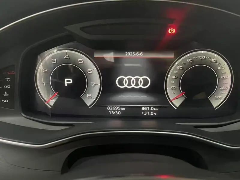 Audi A6L — фото 8