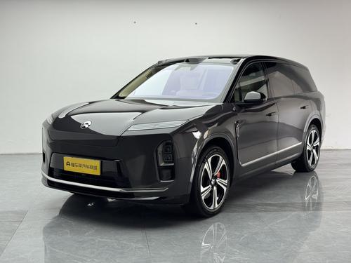 Nio ES8
