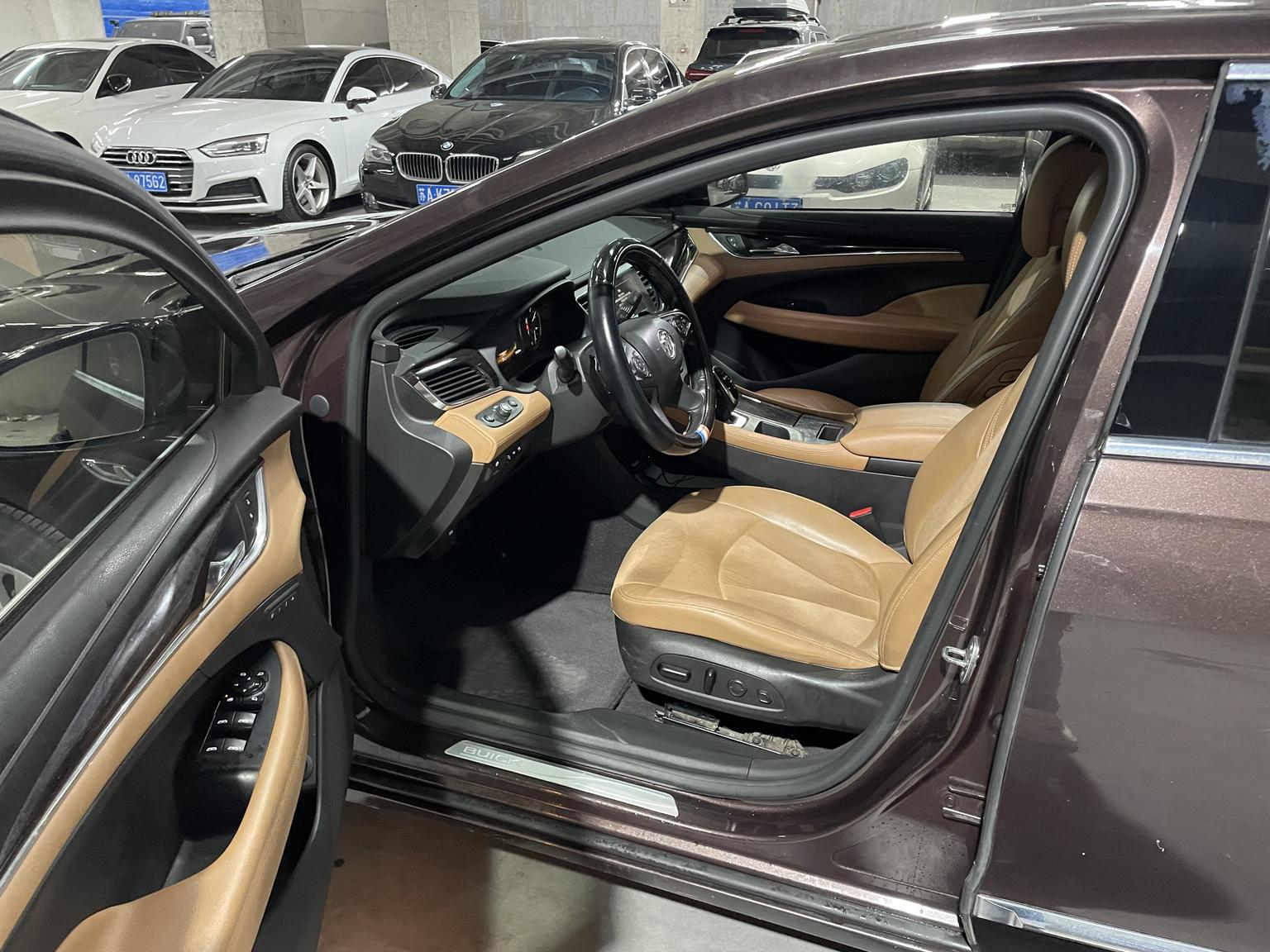 Buick LaCrosse — фотографии объявления, Фото 9