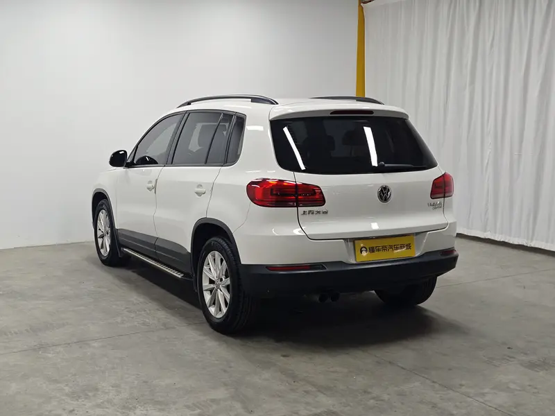 Volkswagen Tiguan — фото 5