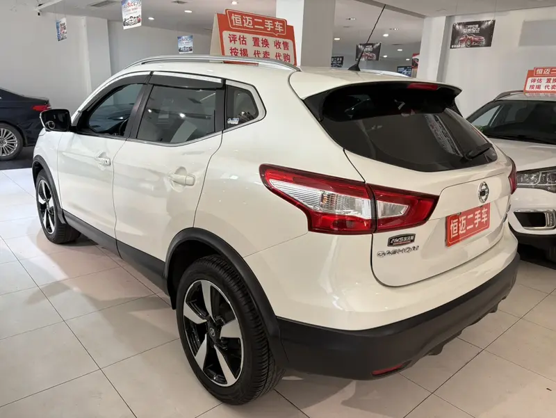 Nissan Qashqai 2.0 L CVT Luxury VI — фото 4