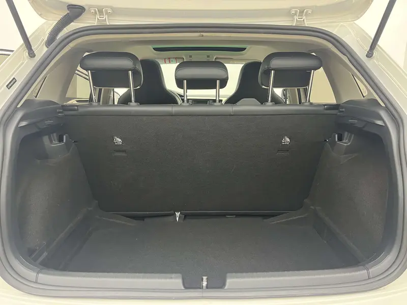 Volkswagen Polo Plus 1.5 L ATTech — фото 11