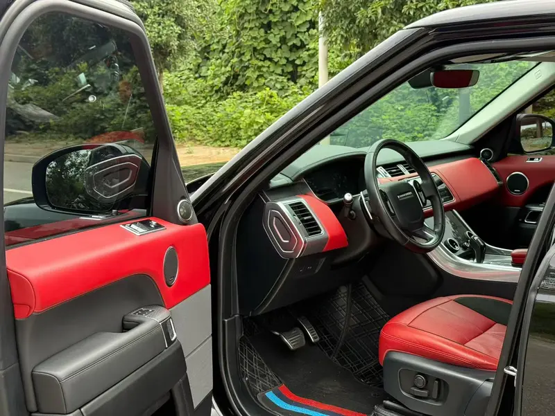 Land Rover Range Rover Sport 3.0 L6 HSE DYNAMIC — фото 6