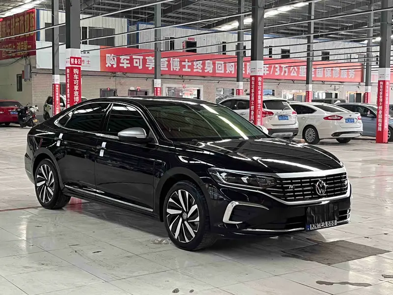 Volkswagen Passat — фото 3