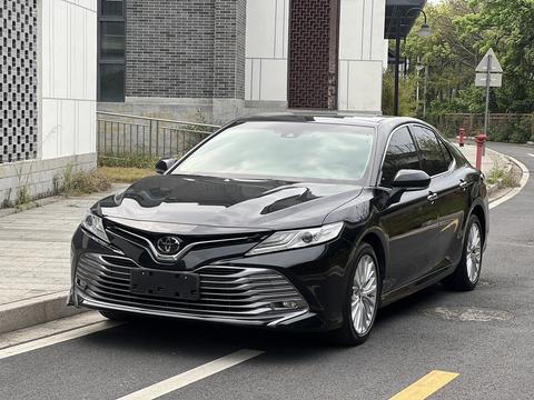 Camry 2019 2.5G Deluxe Edition National VI