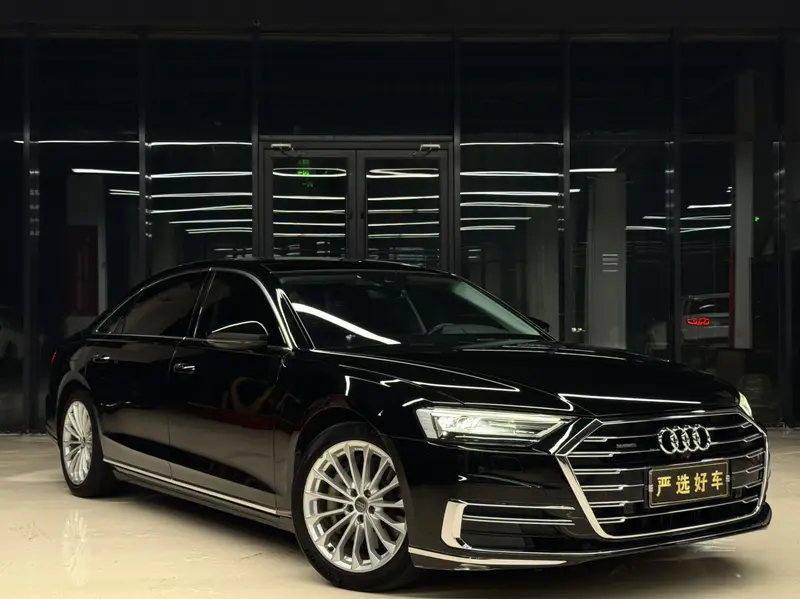 Audi A8 — фото 3