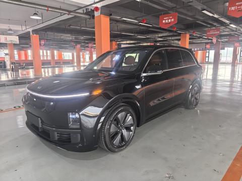 Li Auto L8
