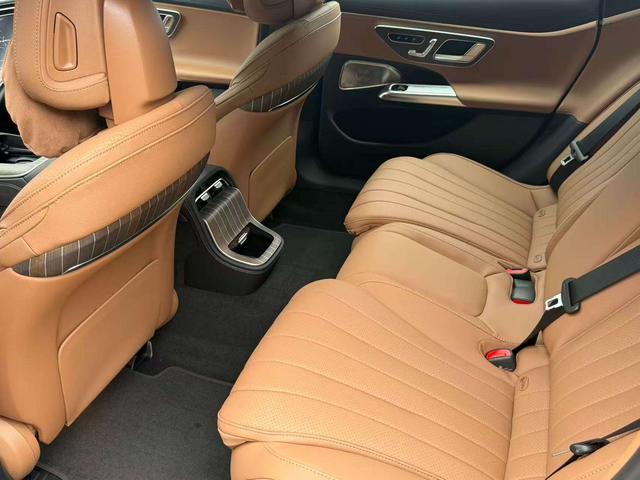 Mercedes-Benz E-class id 4387266 из Китая 20