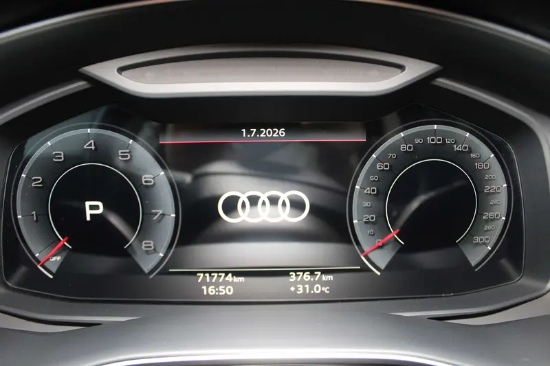Audi Q7 — фото 8
