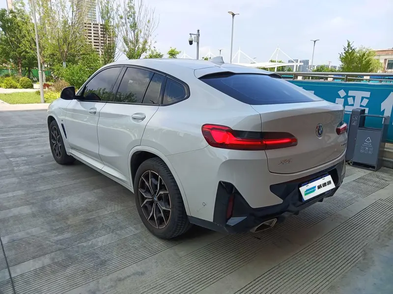 BMW X4 — фото 3