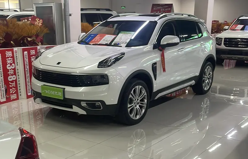 Lynk&Co 01