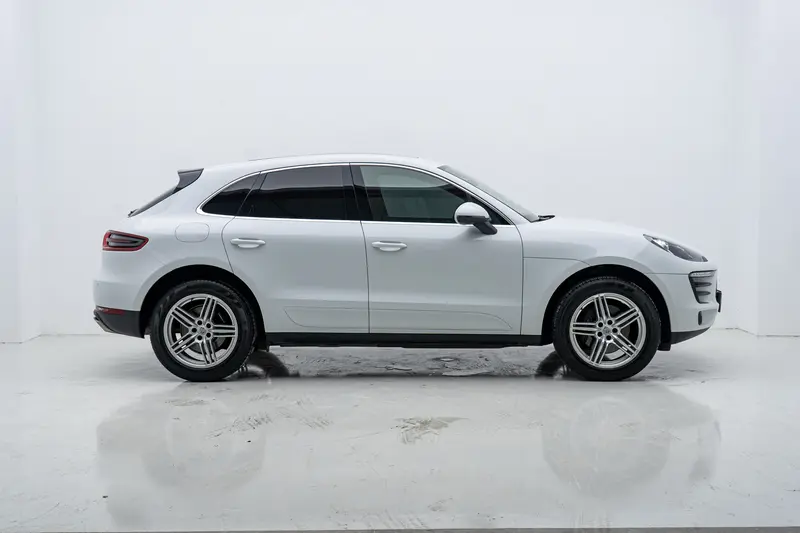 Porsche Macan 2.0 T — фото 8