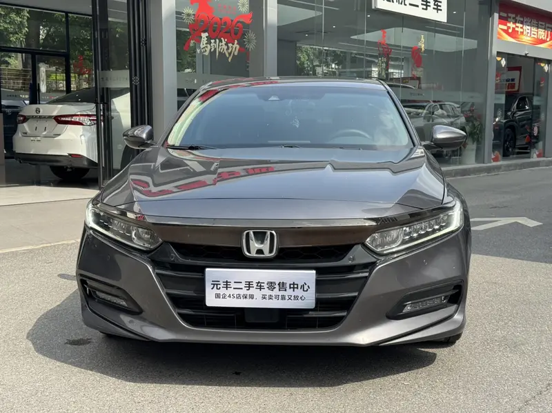 Honda Accord — фото 2