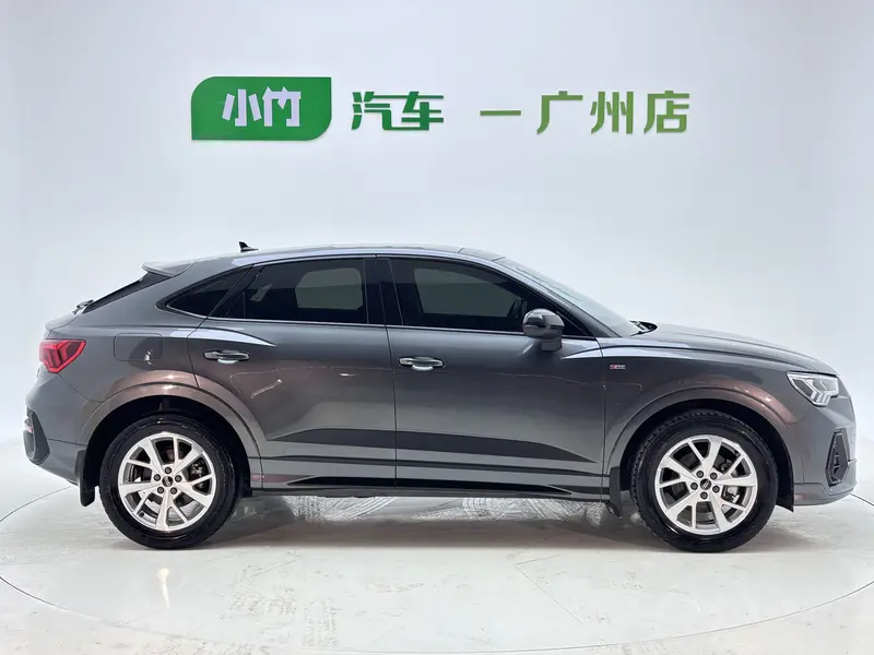 Audi Q3 Sportback — фото 8