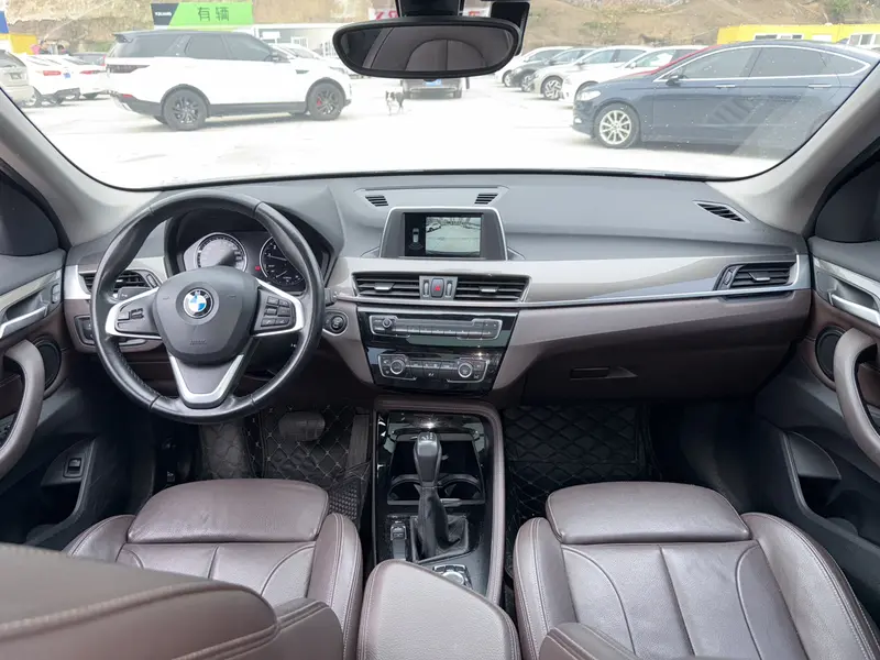 BMW X1 — фото 7