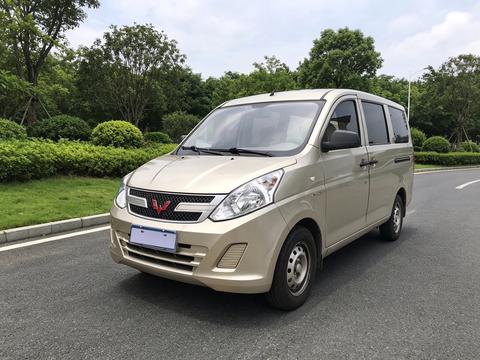 Wuling Rongguang V, 2016 год