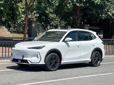 Geely Galaxy E5