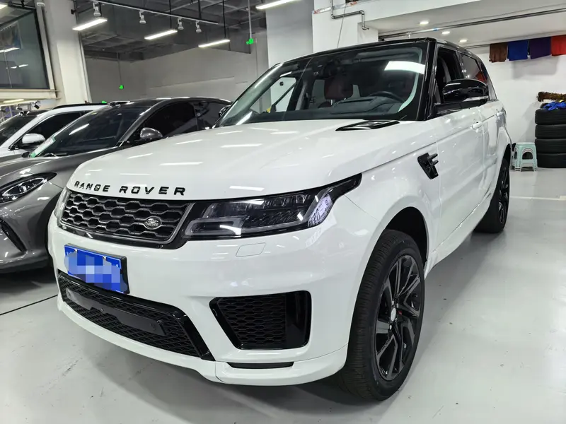 Land Rover Range Rover 3.0 L 6 HSE DYNAMIC