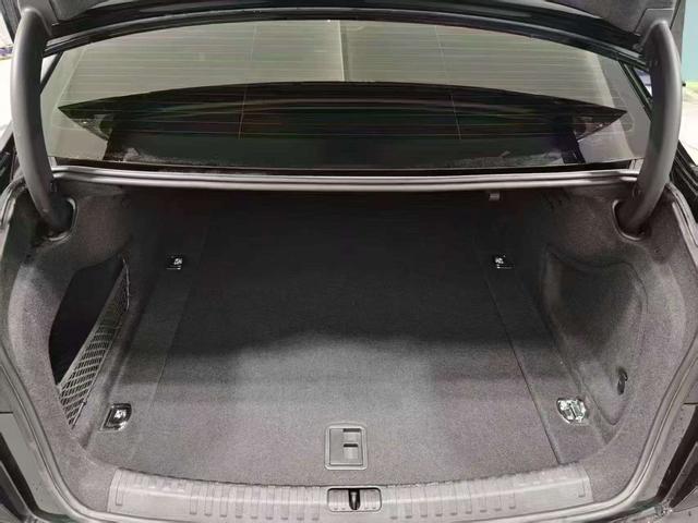 Audi A6L id 4368287 из Китая 14
