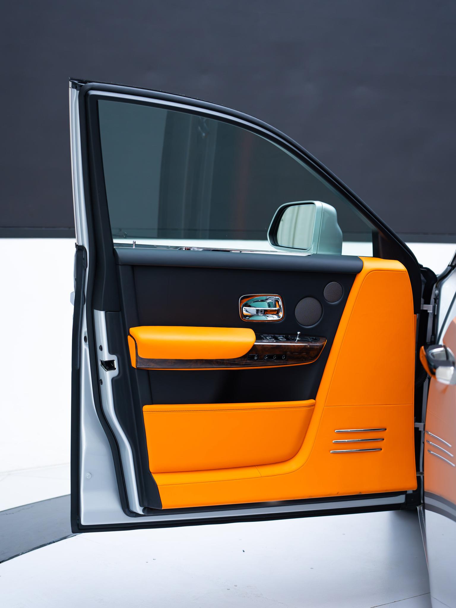 Rolls-Royce Phantom: фотография 13 из 29