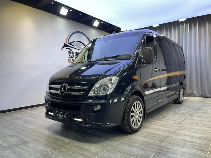 Mercedes-Benz Sprinter 3.5 L AT RWD 6