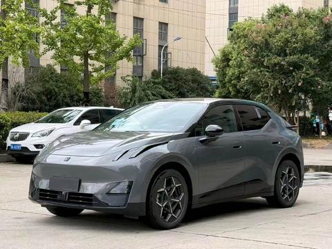 Lynk & Co 20