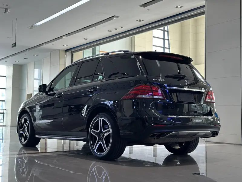 Mercedes-Benz GLE AMG — фото 4
