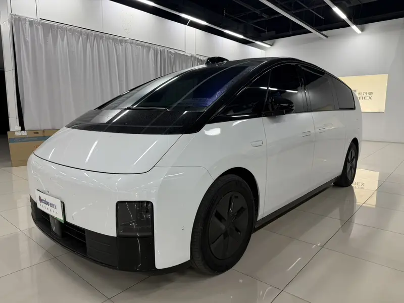 Lixiang MEGA