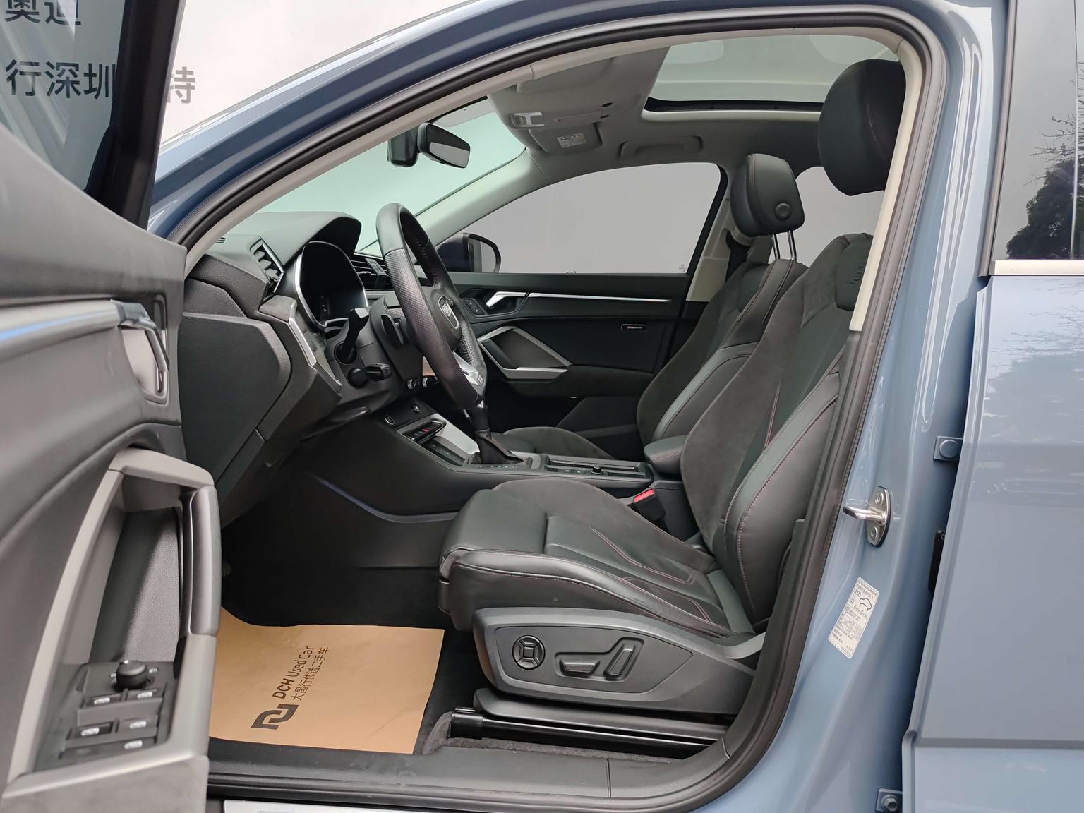 Audi Q3 Sportback: фотография 12 из 22