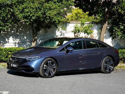 Mercedes-Benz EQS, 2023 год