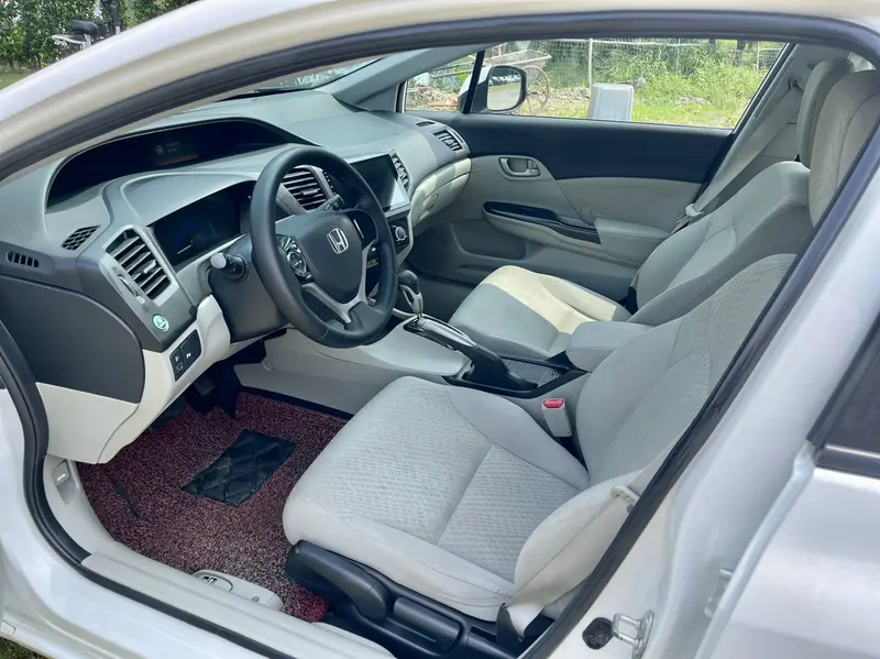 Honda Civic — фото 11