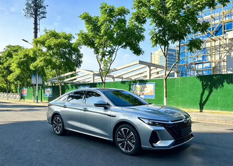 Chery Arrizo 8 1.6TGDI DCT — фото 3