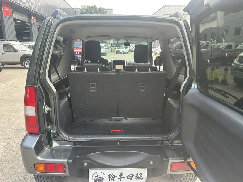 Suzuki Jimny — фото 14