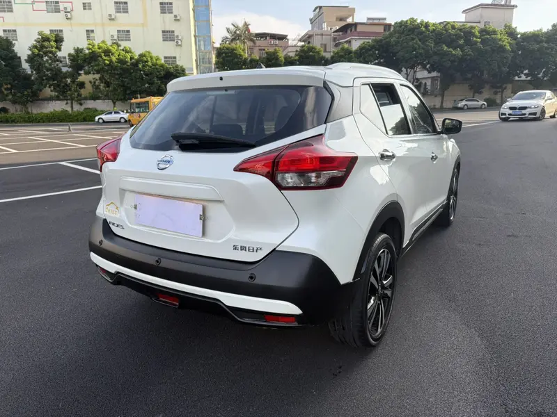 Nissan Kicks — фото 7
