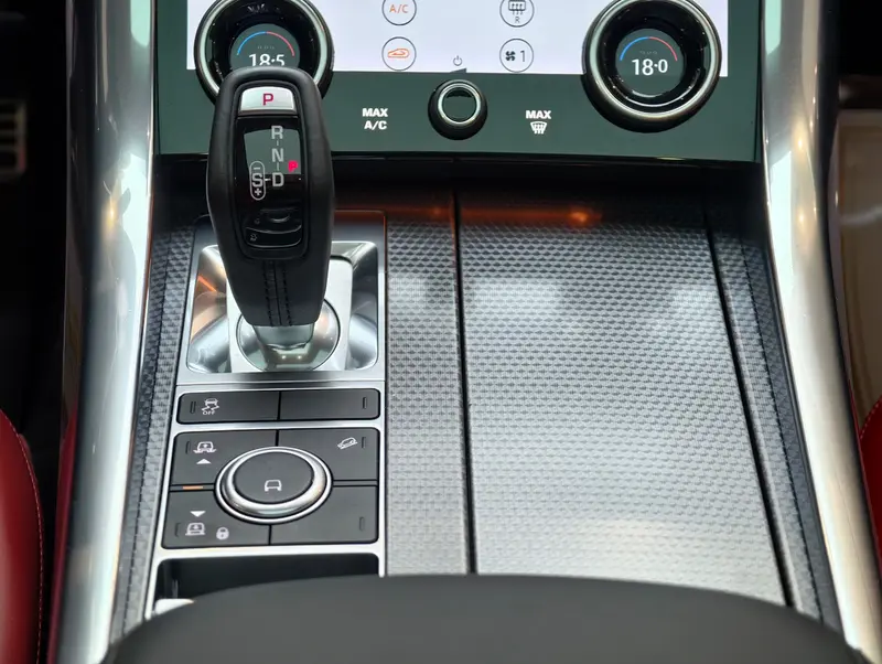 Land Rover Range Rover Sport — фото 12