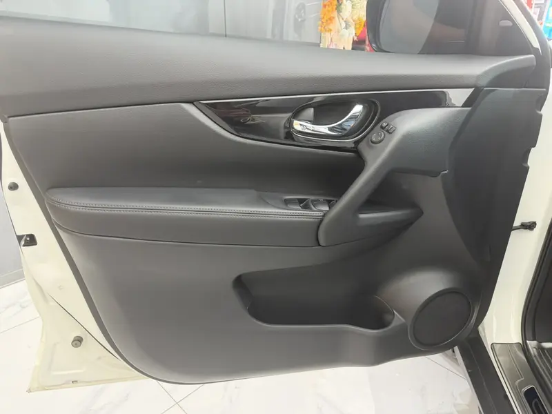 Nissan X-Trail — фото 14