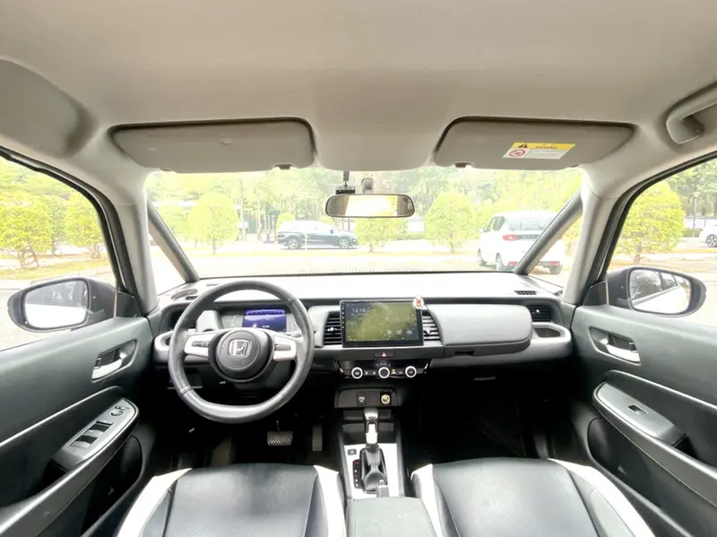 Honda Fit — фото 7