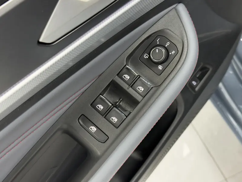 Volkswagen Lamando L 280 TSI DSG — фото 16