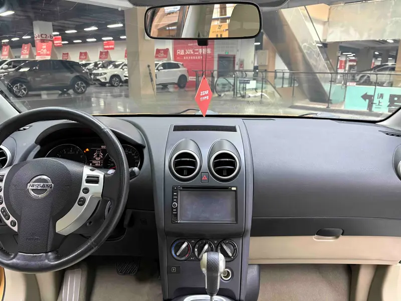 Nissan Qashqai — фото 16
