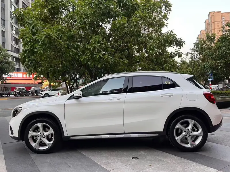 Mercedes-Benz GLA — фото 3