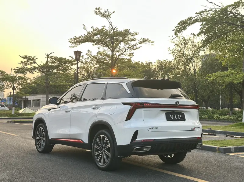 Changan CS75 PLUS — фото 4