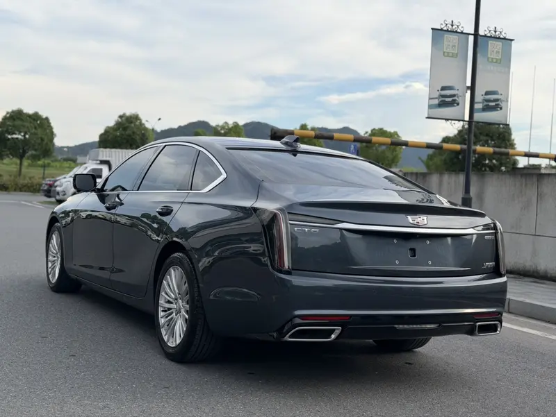 Cadillac CT6 — фото 4