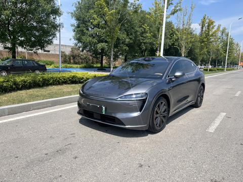 Luxeed R7