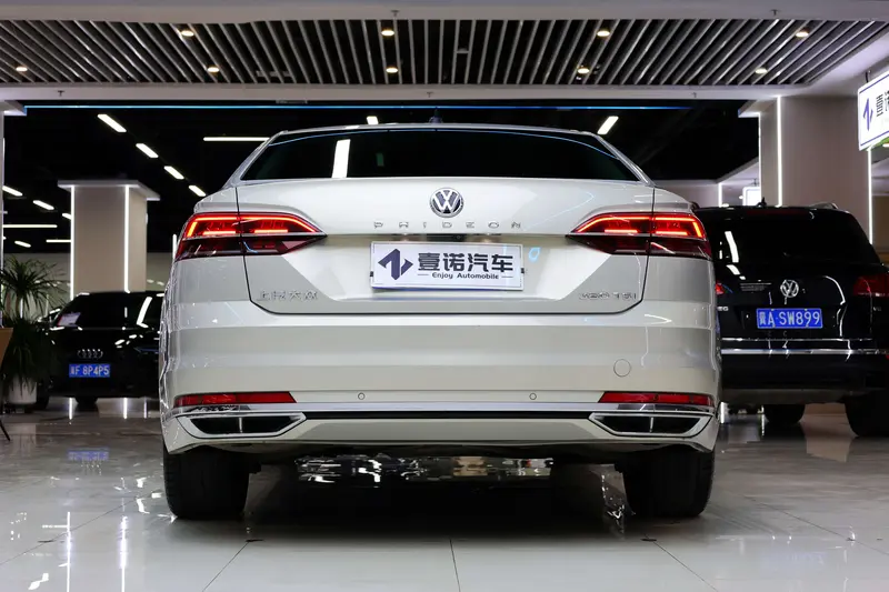 Volkswagen Phideon — фото 5