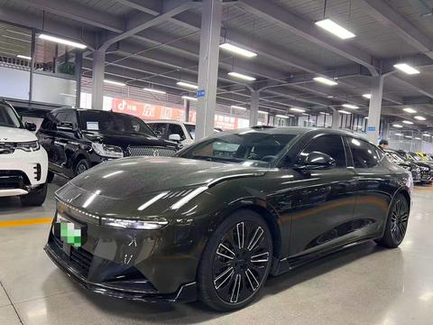 Lynk & Co 10 EM-P