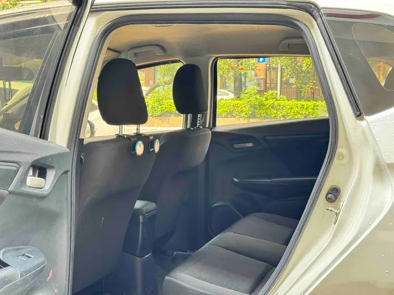 Honda Fit — фото 6