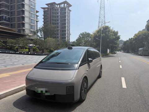 Li Auto MEGA